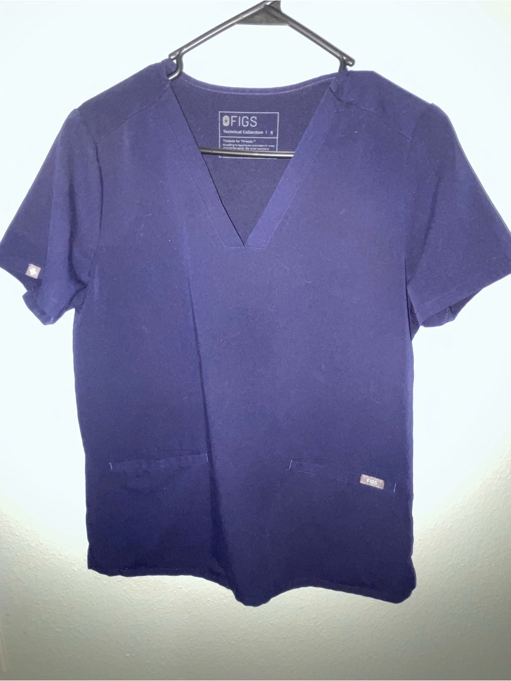 Figs Women’s Navy V-Neck Short Sleeve Scrub Top